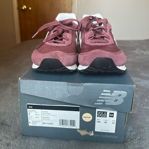 Womans New Balance Sneakers